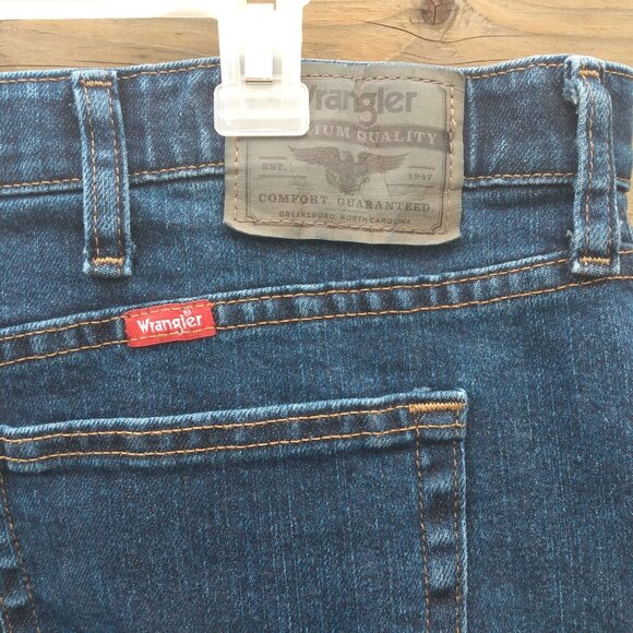 Wrangler Jeans Denim 44x30 Regular Fit - Picture 10 of 11